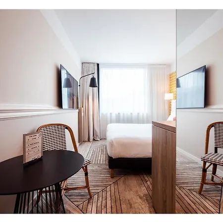 The Originals Boutique, Maison Montmartre Les Puces 4*
