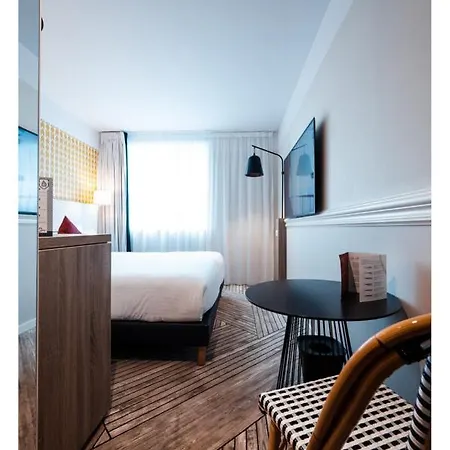 Hotel The Originals Boutique, Maison Montmartre Les Puces Paris