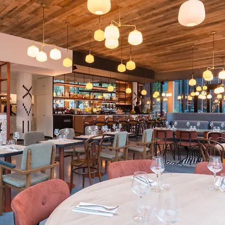 Hotel The Originals Boutique, Maison Montmartre Les Puces Paris