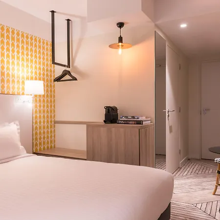 The Originals Boutique, Maison Montmartre Les Puces Ξενοδοχείο