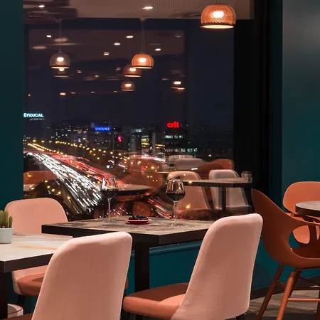 The Originals Boutique, Maison Montmartre Les Puces 4* Παρίσι