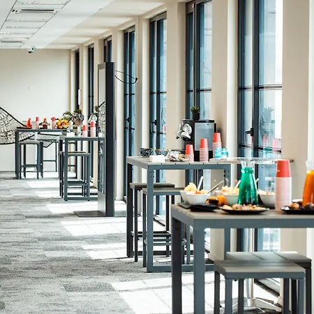 The Originals Boutique, Maison Montmartre Les Puces Ξενοδοχείο 4*