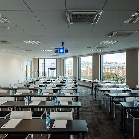 The Originals Boutique, Maison Montmartre Les Puces Ξενοδοχείο