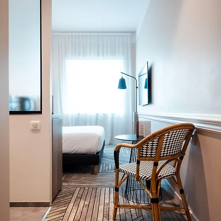 Ξενοδοχείο The Originals Boutique, Maison Montmartre Les Puces 4*