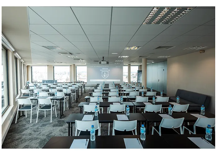 Hotel The Originals Boutique, Maison Montmartre Les Puces 4*