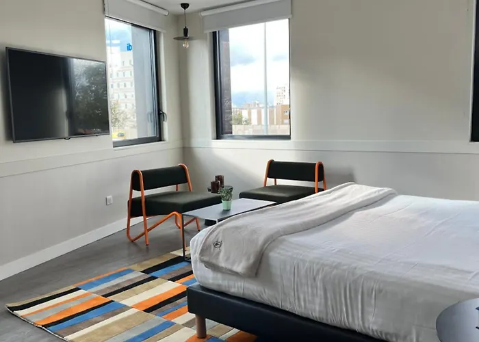 The Originals Boutique, Maison Montmartre Les Puces Hotel 4*