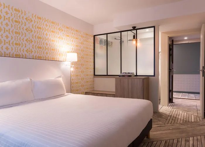 The Originals Boutique, Maison Montmartre Les Puces Paryż