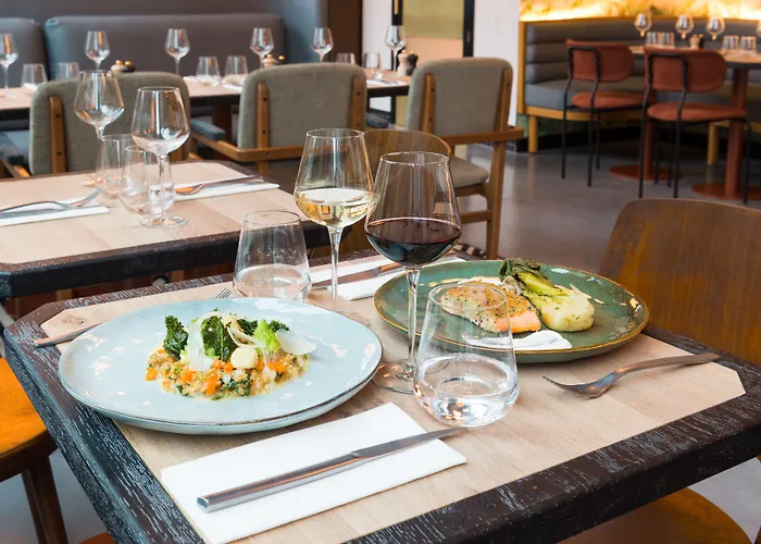 Hotel The Originals Boutique, Maison Montmartre Les Puces