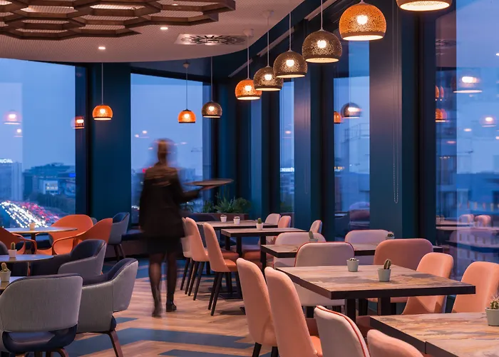 The Originals Boutique, Maison Montmartre Les Puces 4*