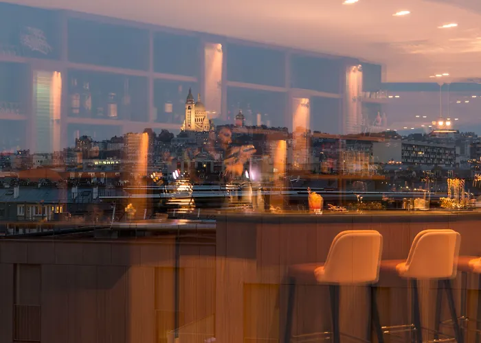 Hotel The Originals Boutique, Maison Montmartre Les Puces 4*