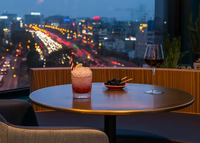 The Originals Boutique, Maison Montmartre Les Puces 4* Paryż