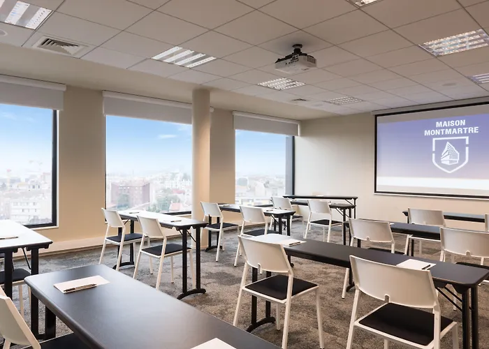 The Originals Boutique, Maison Montmartre Les Puces 4*