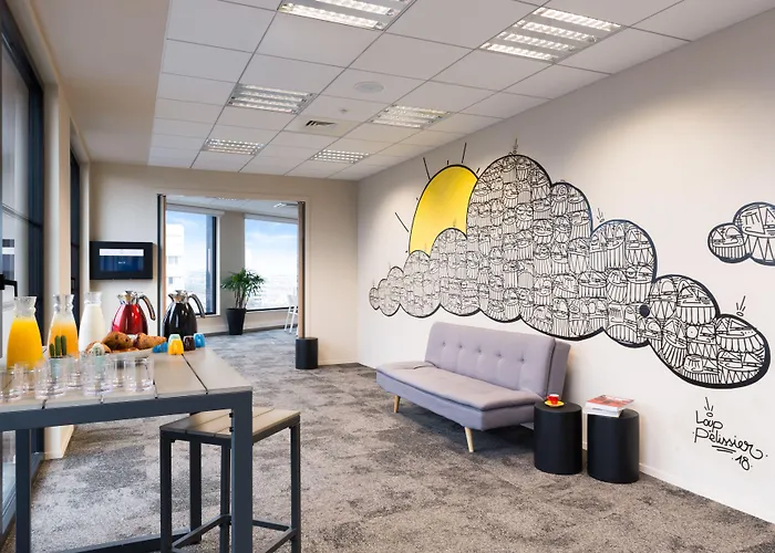 The Originals Boutique, Maison Montmartre Les Puces Paryż