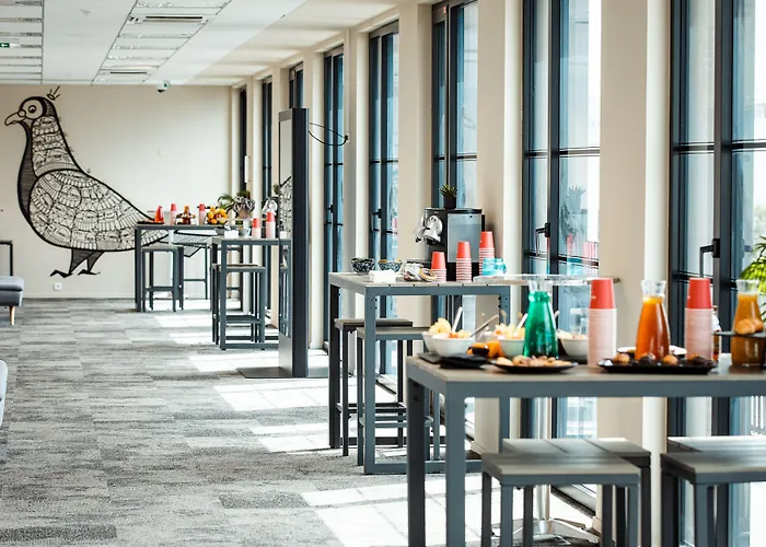 The Originals Boutique, Maison Montmartre Les Puces Hotel 4*