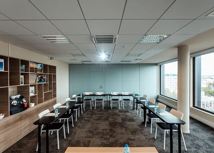 The Originals Boutique, Maison Montmartre Les Puces Hotel Paryż